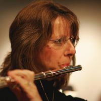 Image thumbnail for pcb-concert2006-013.jpg