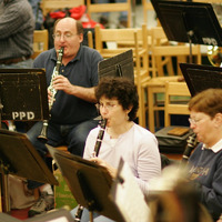 Image thumbnail for pcb-rehearsal2006-048.jpg